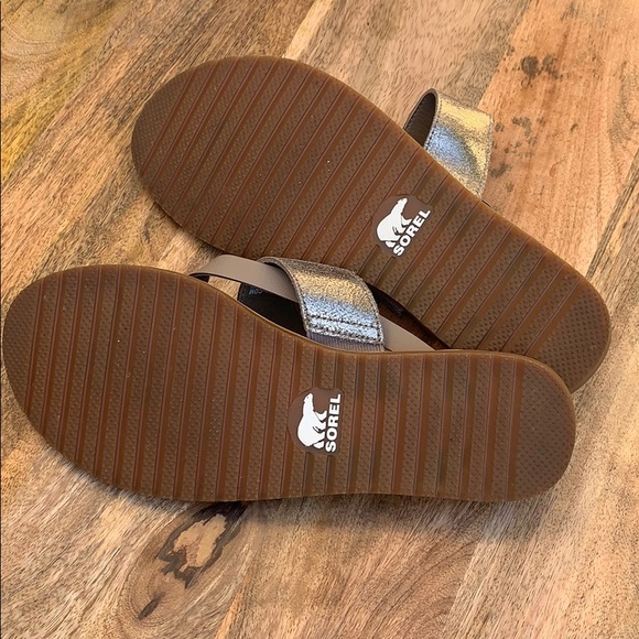 Sorel Ella Flip- Ash Brown - Picture 5 of 8